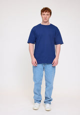 Ben ist 1,85 und trägt Größe L