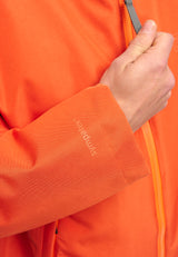 Dominik ist 1.91m und trägt Größe L