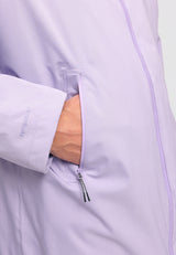 Dominik ist 1.91m und trägt Größe L