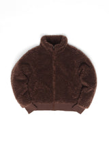 Angelique ist 1,75 und trägt Größe S