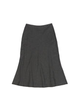 Maren ist 1,75 und trägt Größe S