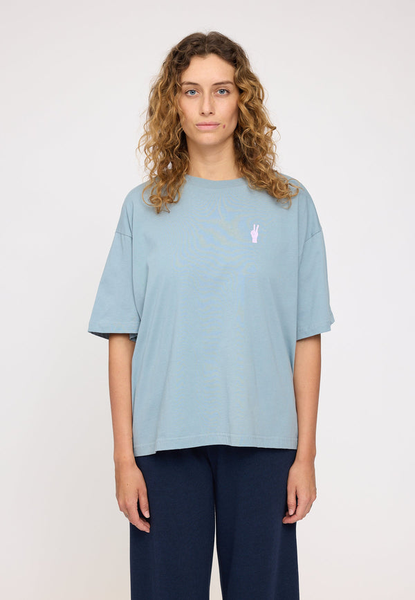 Angelique ist 1,75 und trägt Größe S