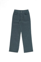 Julia ist 1,78 und trägt Größe S