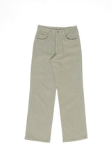 Julia ist 1,78 und trägt Größe S