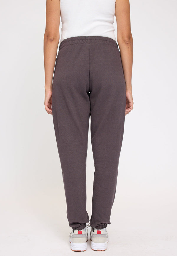 Angelique ist 1,75 und trägt Größe S