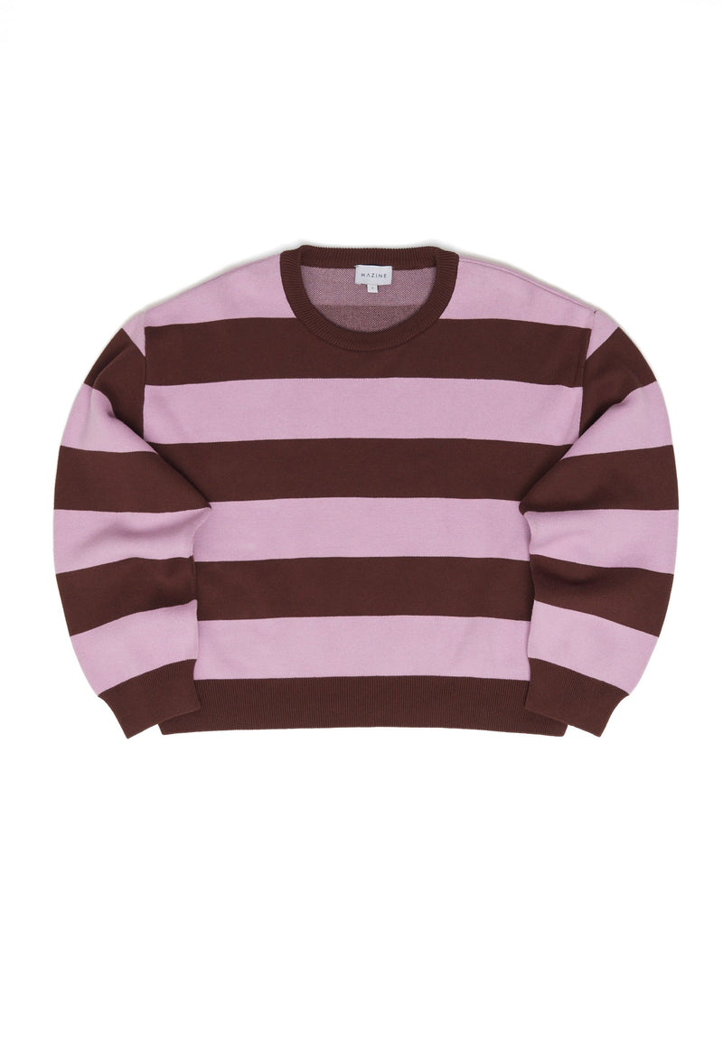 Julia ist 1,78 und trägt Größe S