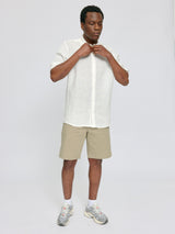 Prince ist 1,85 und trägt Größe L