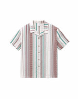 Daniel ist 1,87 und trägt Größe L