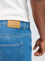 Prince ist 1,85 und trägt Größe L