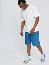 Prince ist 1,85 und trägt Größe L