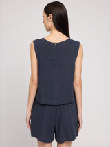 Emma ist 1,76 und trägt Größe S