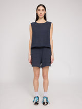 Emma ist 1,76 und trägt Größe S