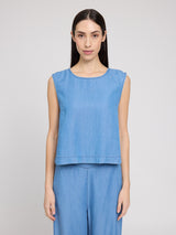 Emma ist 1,76 und trägt Größe S