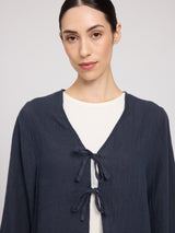 Emma ist 1,76 und trägt Größe S