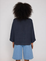 Jade ist 1,75 und trägt Größe S