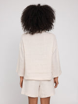 Jade ist 1,75 und trägt Größe S