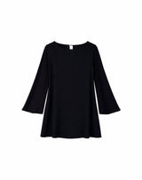 Jade ist 1,75 und trägt Größe S