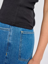 Angelique ist 1,75 und trägt Größe S