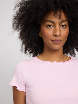 Jade ist 1,75 und trägt Größe S