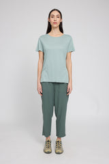 Emma ist 1,76 und trägt Größe S