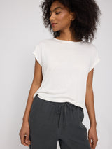 Jade ist 1,75 und trägt Größe S