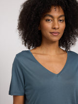 Jade ist 1,75 und trägt Größe S