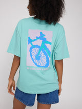 Jade ist 1,75 und trägt Größe S