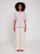 Jade ist 1,75 und trägt Größe S