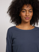 Jade ist 1,75 und trägt Größe S