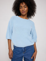 Jade ist 1,75 und trägt Größe S