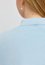 Julia ist 1,78 und trägt Größe S