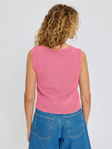 Angelique ist 1,75 und trägt Größe S