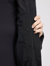 Waves Quilt Short Puffer Jacket black